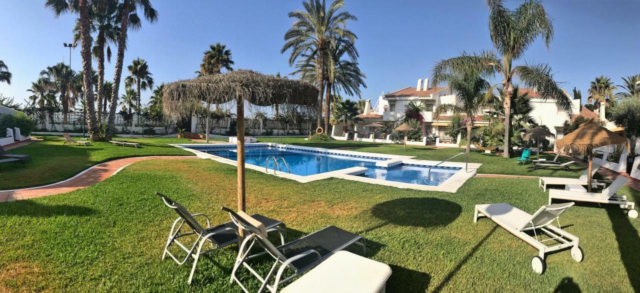 Beachfront Oasis In Costa Del Sol. Caleta De Velez Exterior foto