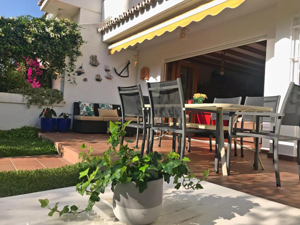 Beachfront Oasis In Costa Del Sol. Caleta De Velez Exterior foto