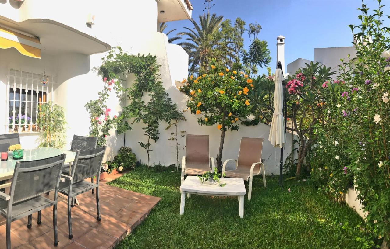 Beachfront Oasis In Costa Del Sol. Caleta De Velez Exterior foto
